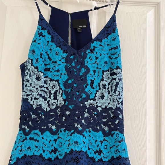 Stunning Lace Dress by Greylin for Anthropologie - Size XS - Picture 2 of 11